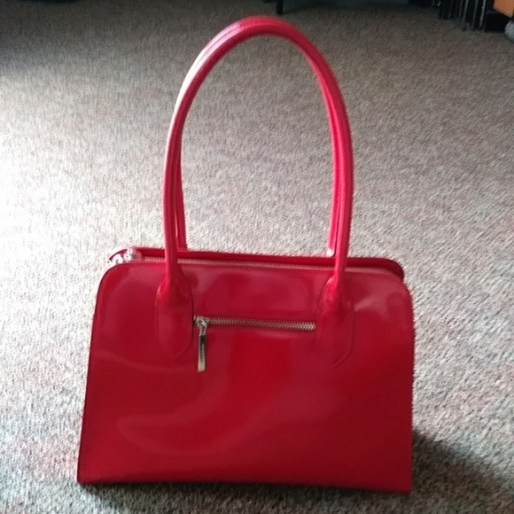𝅺DOMANI Red Bag, Used, Excellent codition - Picture 2 of 8
